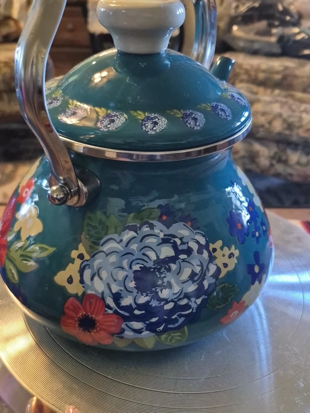 The Pioneer Woman kitchenware Dazzling Dahlias.h.10